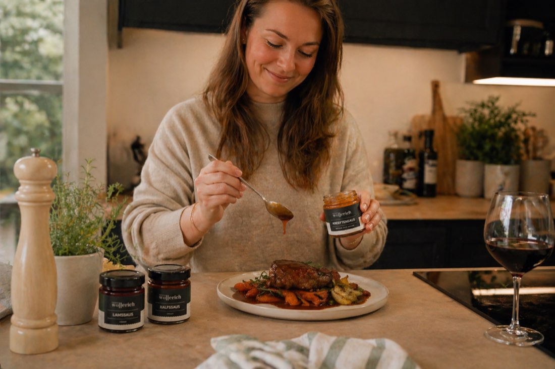 Verse kruiden op de snijplank